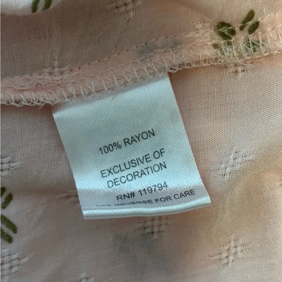 One World Apparel EMBROIDERED sheer peasant top SIZE XL - Picture 7 of 9